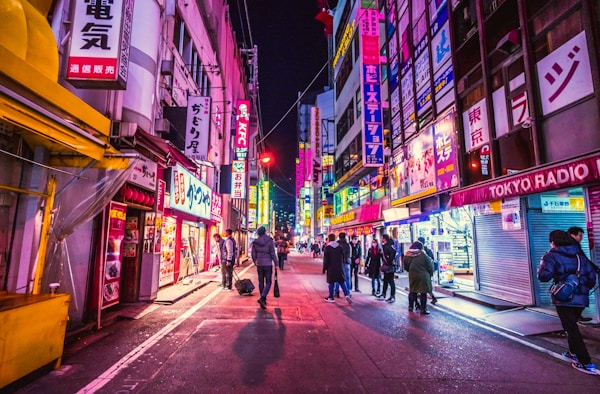 2026年欧洲篮球联赛决赛：皇家马德里篮球俱乐部与莫斯科中央陆军的对抗场景